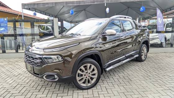 FIAT TORO 2.0 16V TURBO DIESEL RANCH 4WD AT9